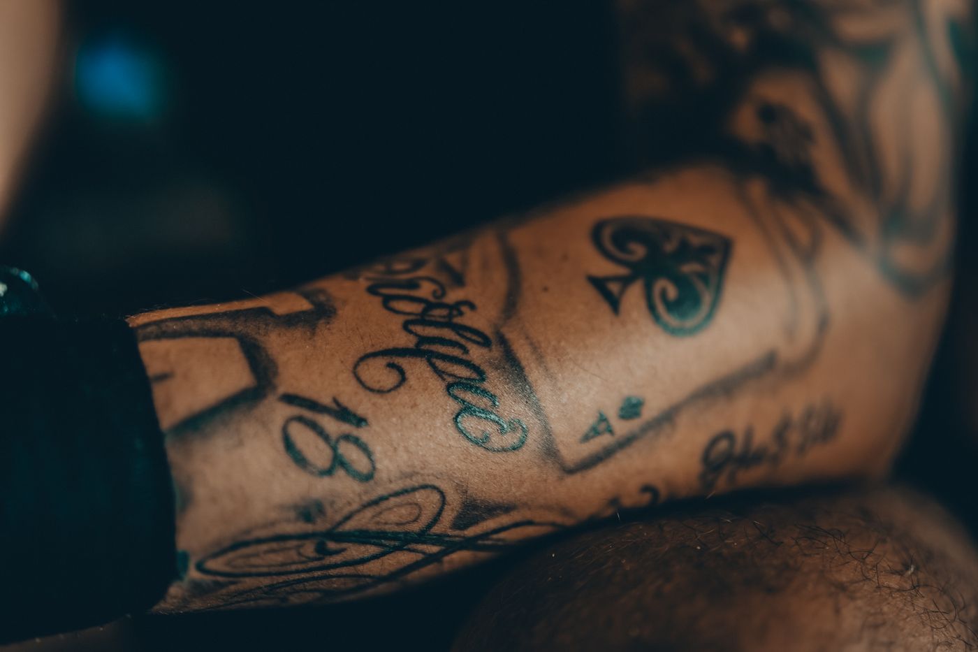 Cobertura de tatuagem no antebraço